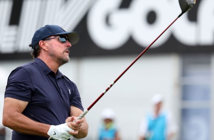 Living with a Golf-Loving Husband